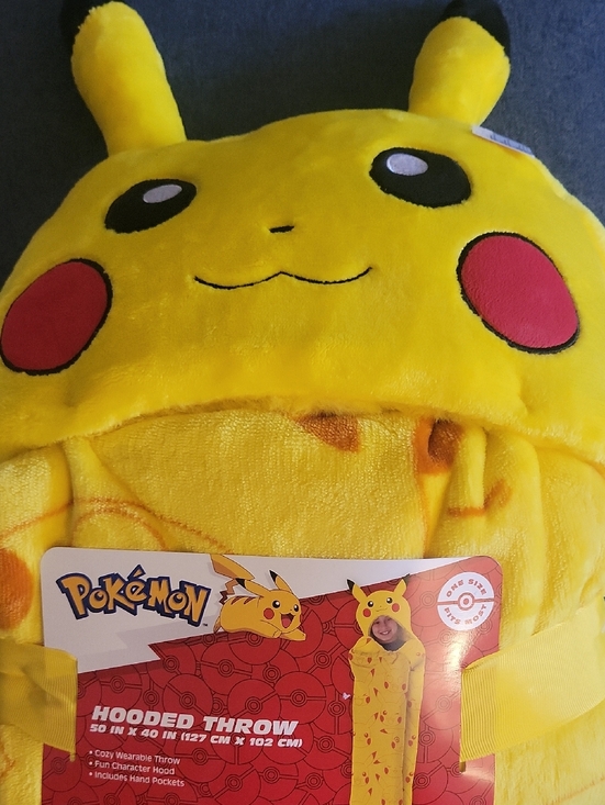Pokemon Other - Pokemon Pikachu Hooded Throw Blanket - Yellow with Red Cheeks